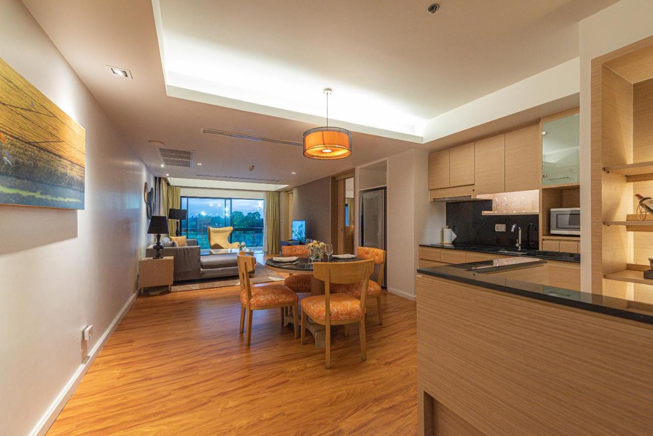 Summit Windmill Golf Suite Hotel At Suvarnabhumi Bangkok Exterior photo