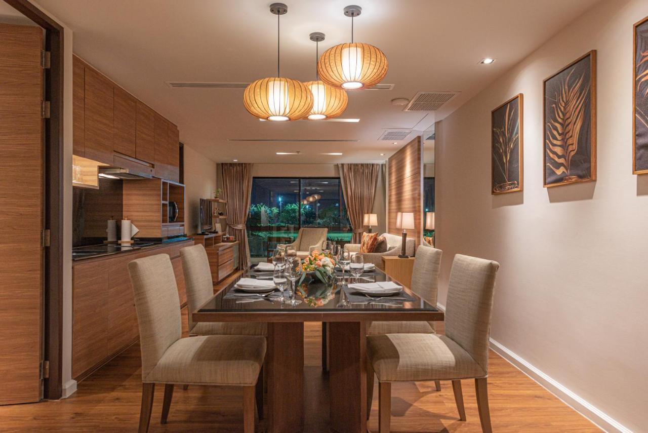Summit Windmill Golf Suite Hotel At Suvarnabhumi Bangkok Exterior photo A dining room