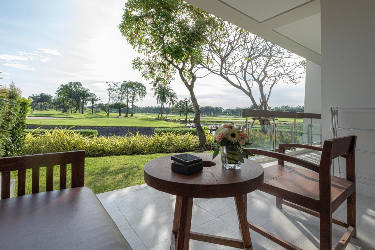 Summit Windmill Golf Suite Hotel At Suvarnabhumi Bangkok Exterior photo