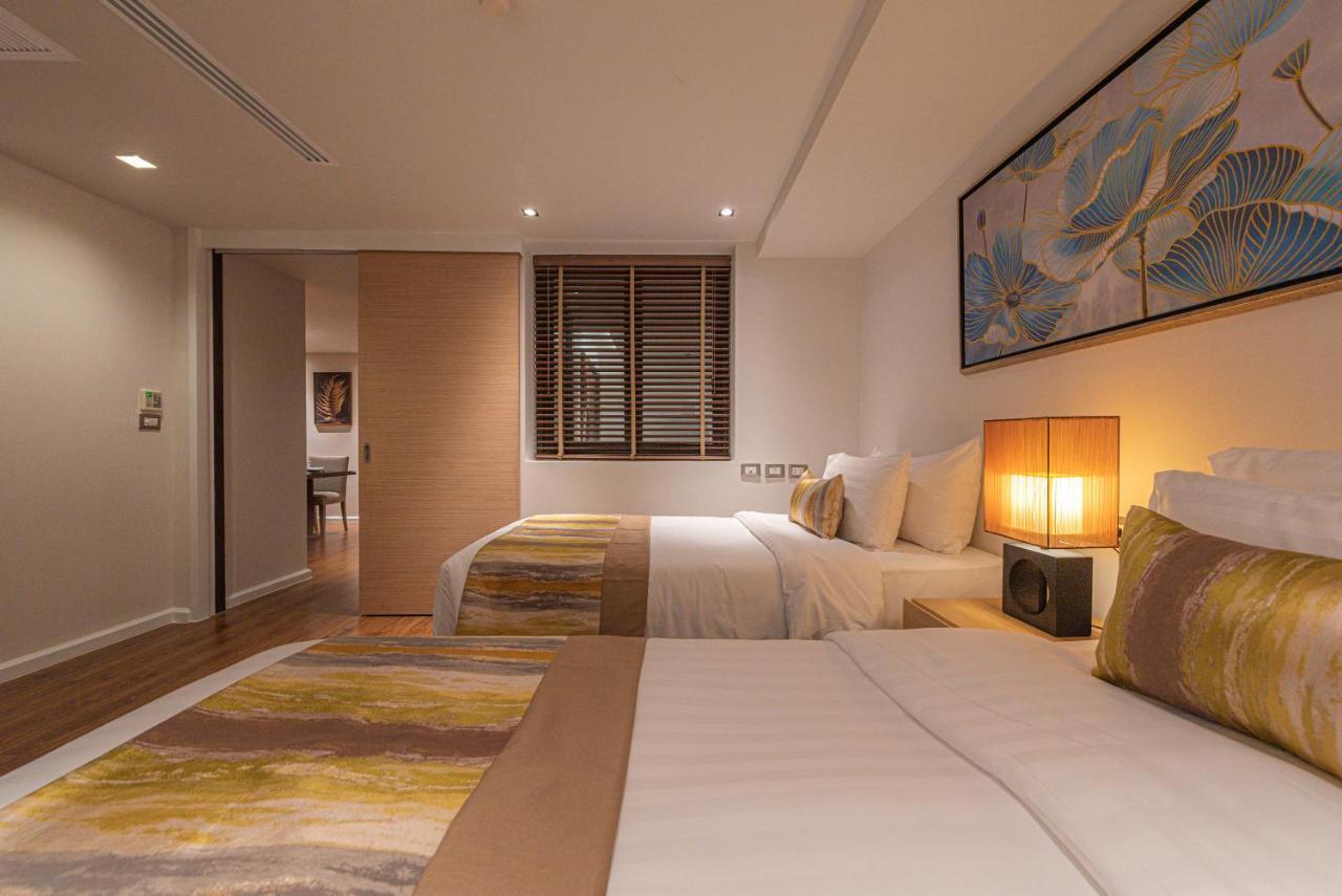Summit Windmill Golf Suite Hotel At Suvarnabhumi Bangkok Exterior photo Deluxe Family Room