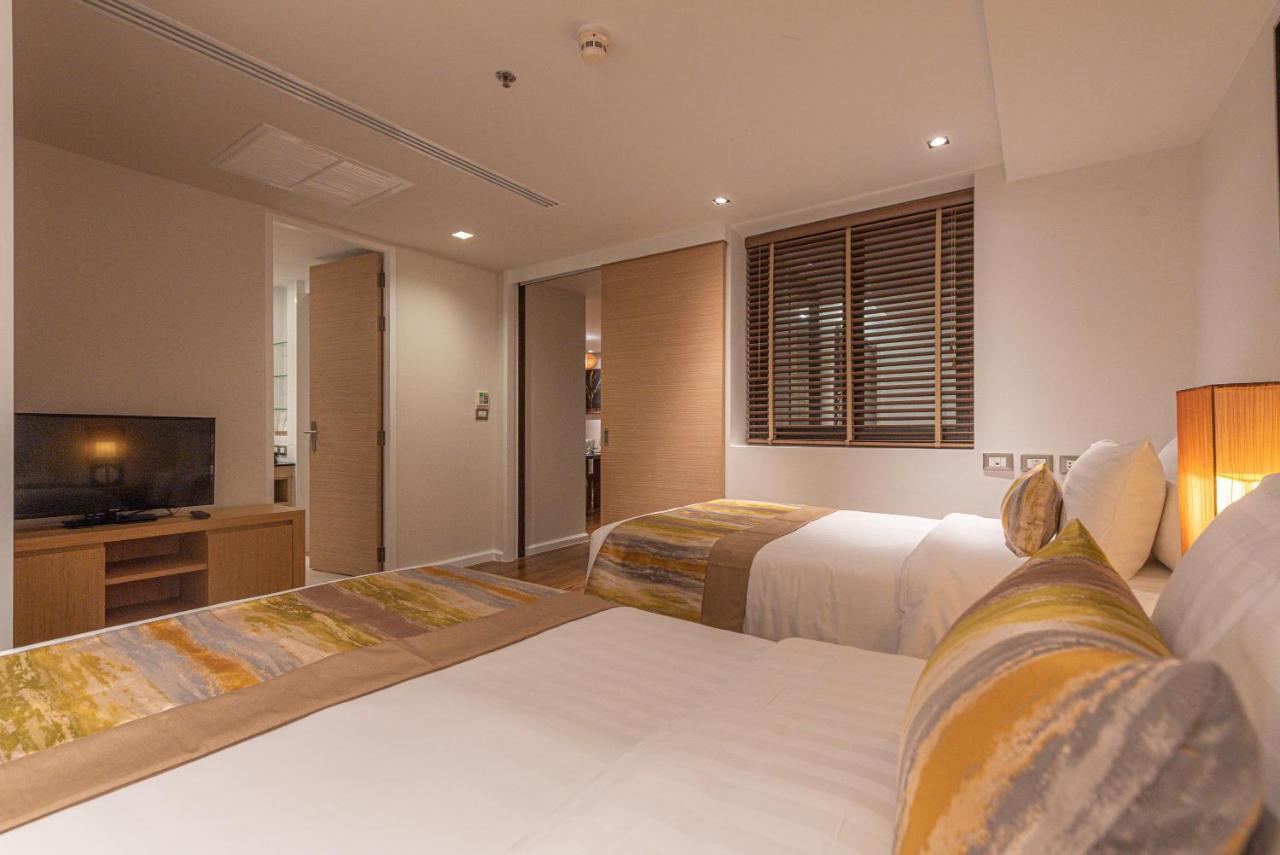 Summit Windmill Golf Suite Hotel At Suvarnabhumi Bangkok Exterior photo Deluxe Room